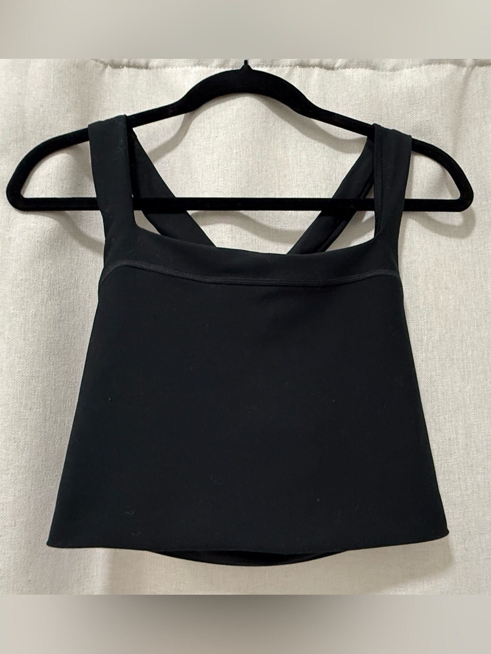 Abercrombie YPB cropped black activewear tank size M
